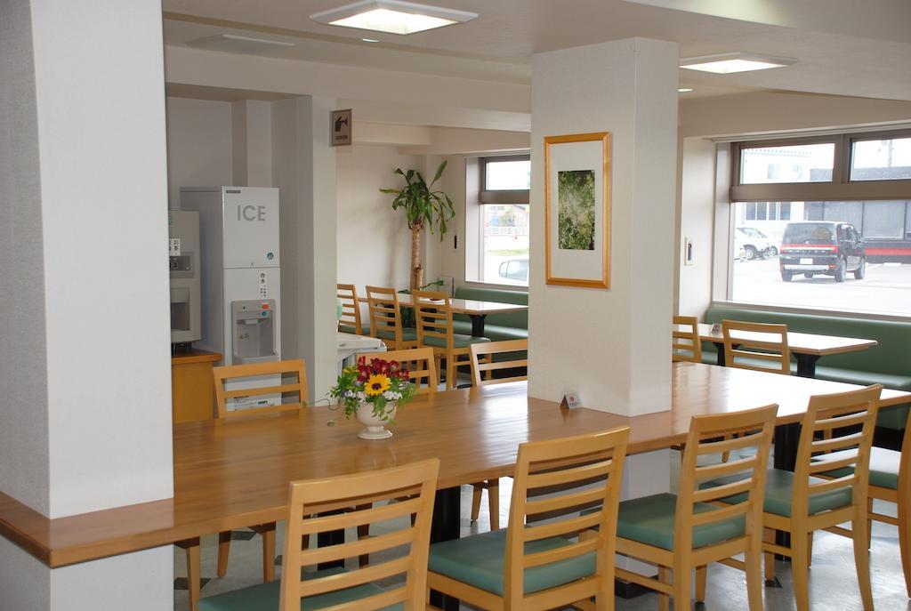 Best Inn Uozu Екстериор снимка